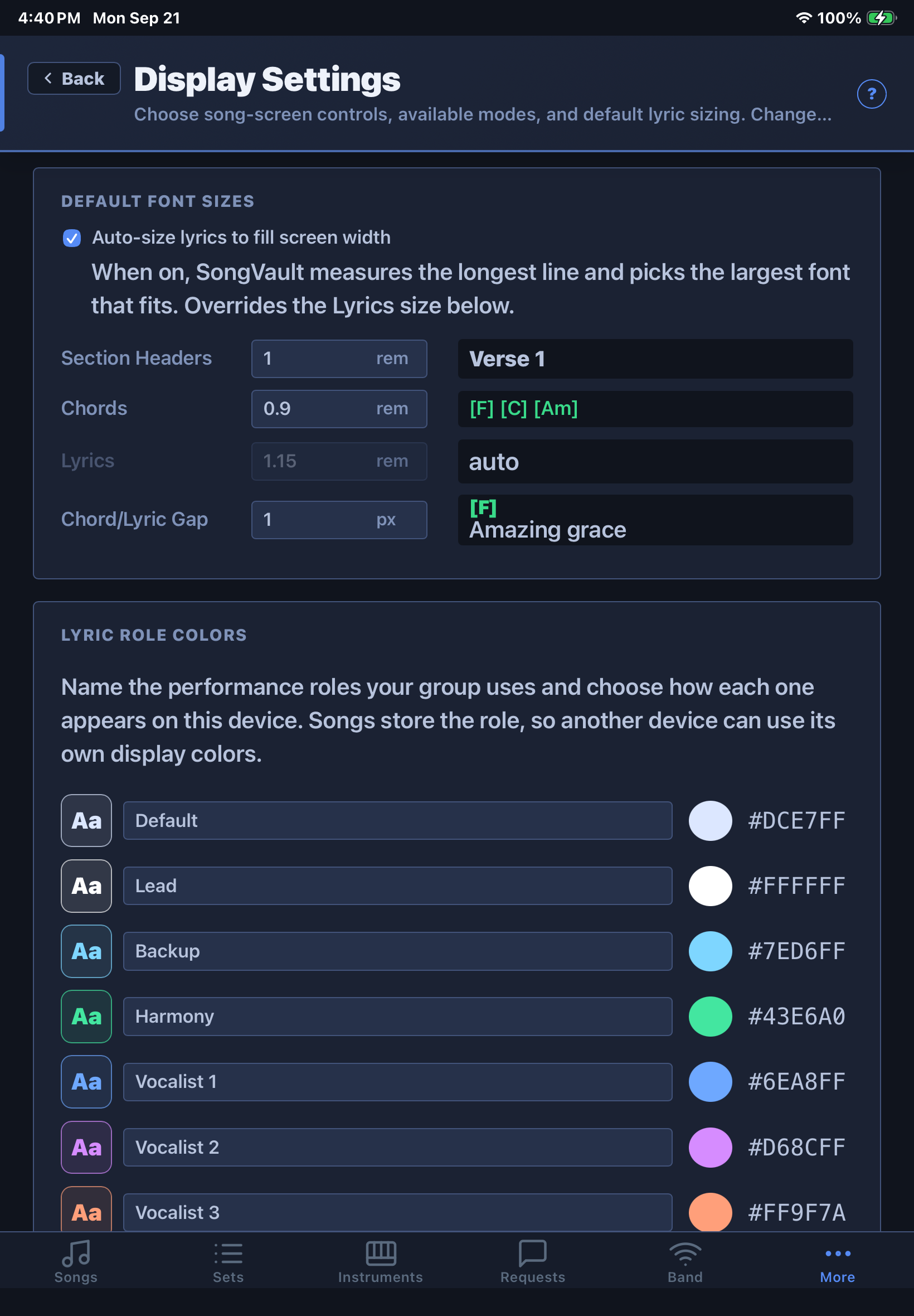 Cuevera Display Settings showing automatic lyric sizing, font previews, chord and lyric spacing, and performance-role colors